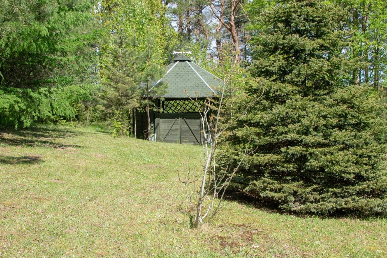 Gospodarstwo Agroturystyczne Nad Jeziorem Wsrod Lasow Lipnica  Экстерьер фото